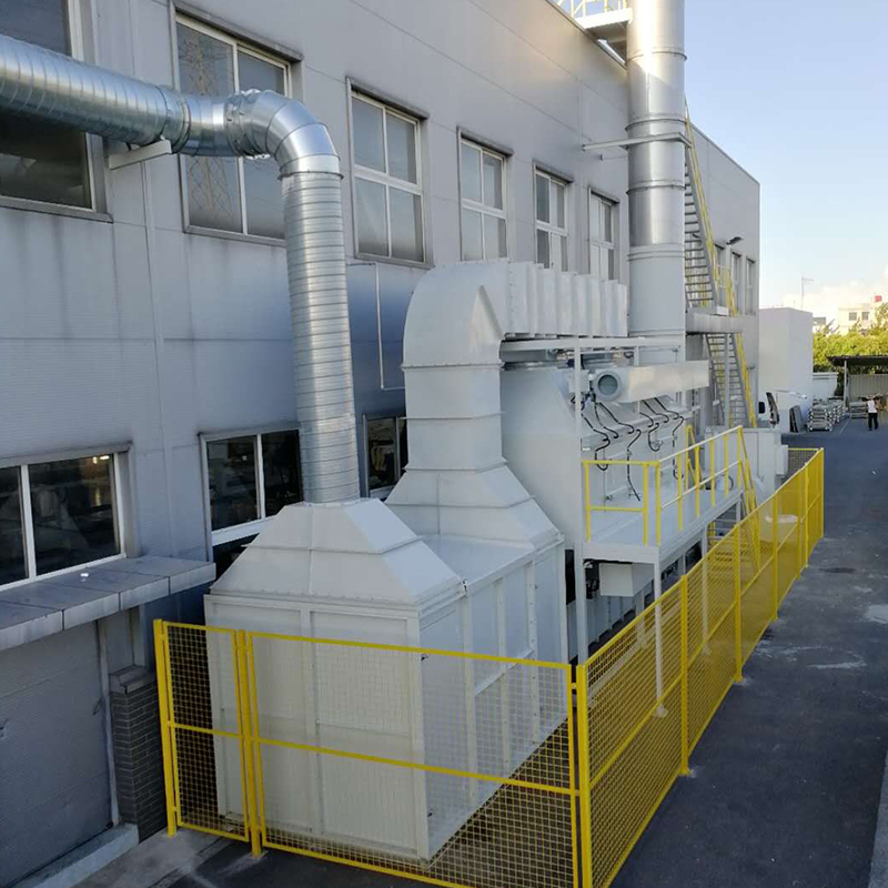 Apparecchiature per il trattamento dei gas di scarico