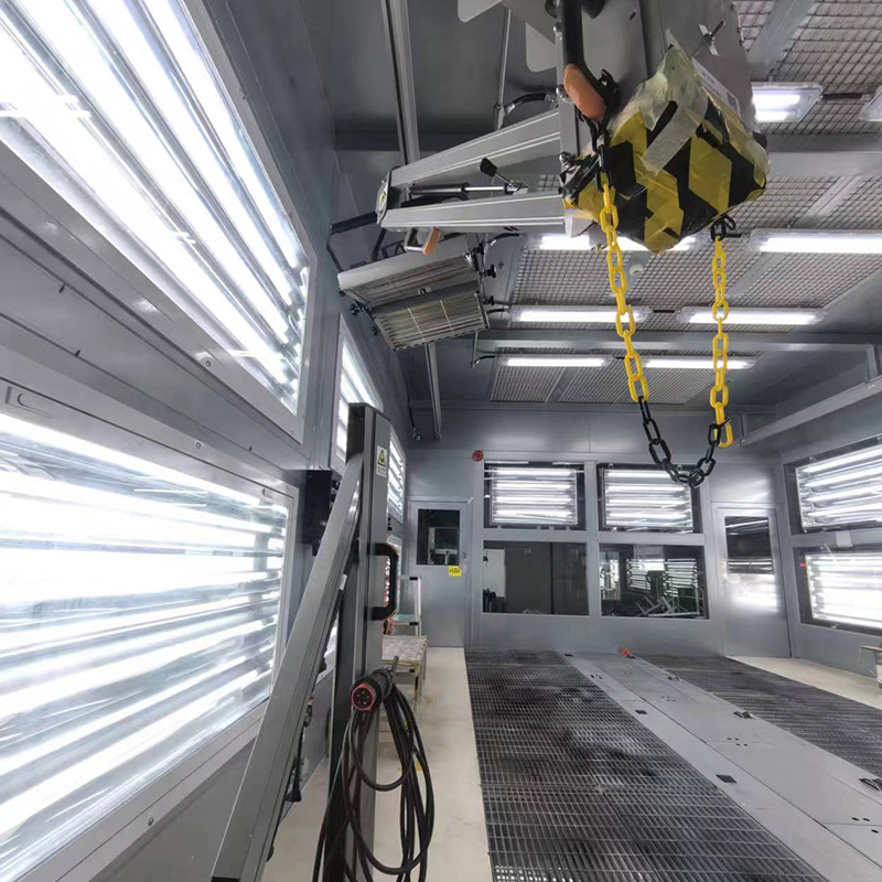 Cabina di verniciatura per veicoli pesanti