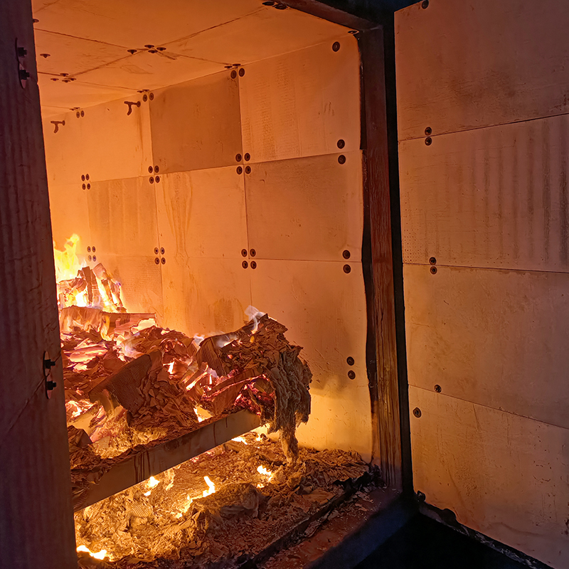 Forno di pirolisi e cabina di pulizia